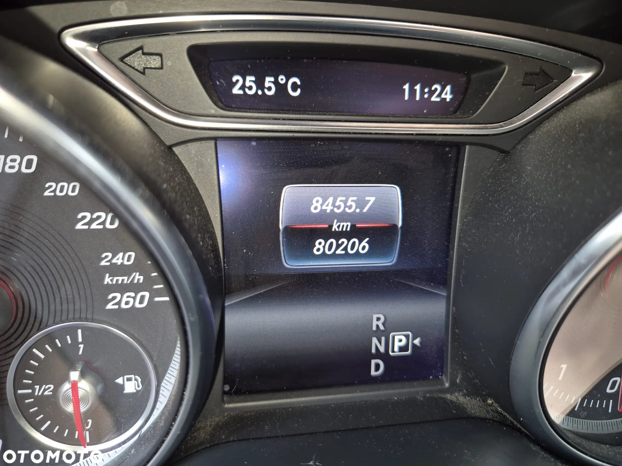 Mercedes-Benz CLA - 31