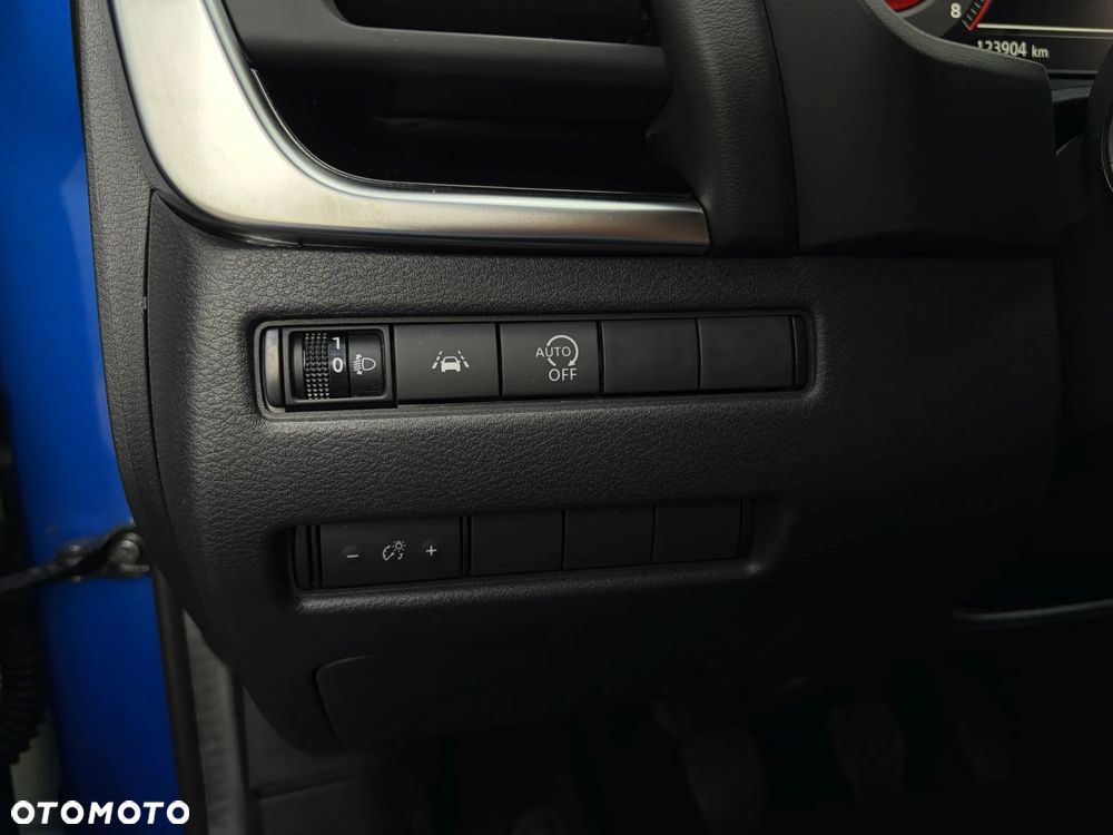 Nissan Qashqai - 32