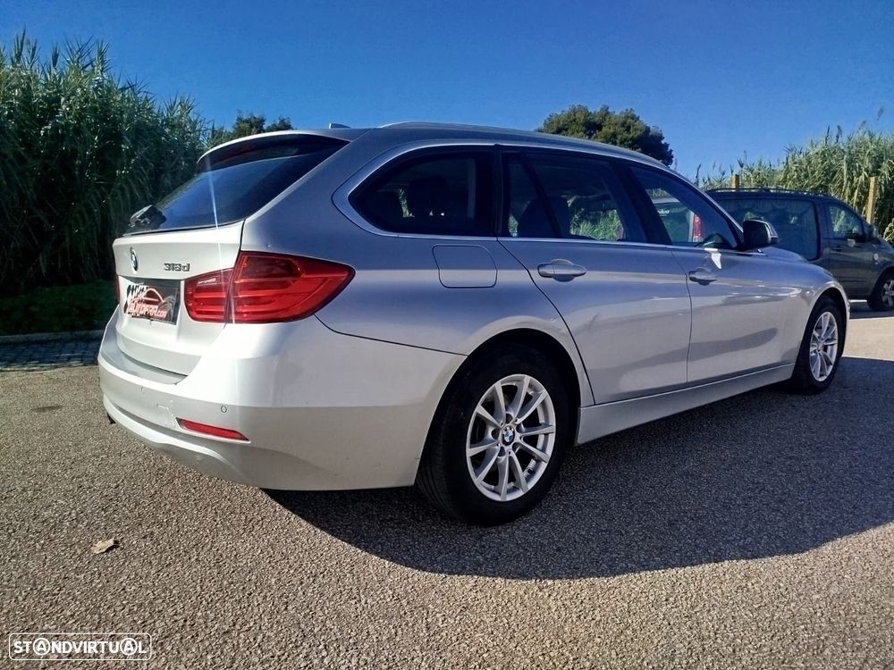 BMW 318 d Touring Line Luxury - 2