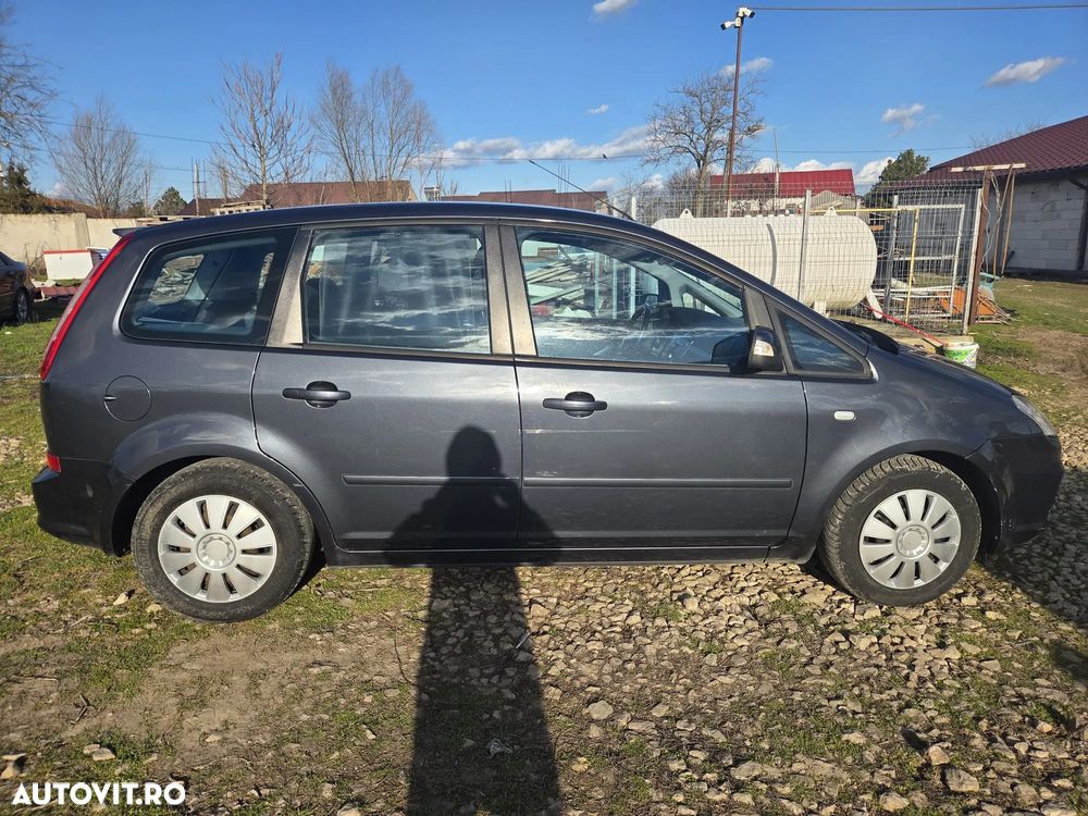 Ford C-Max - 11