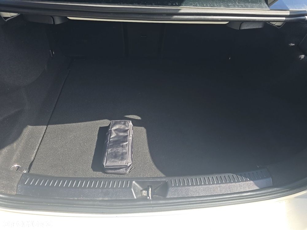Mercedes-Benz Klasa A AMG 35 4Matic AMG Speedshift DCT 7G - 11