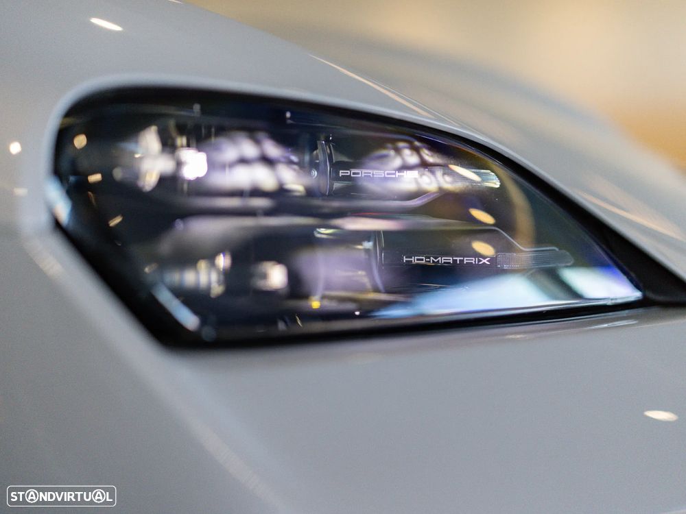 Porsche Taycan Sport Turismo 4S - 23