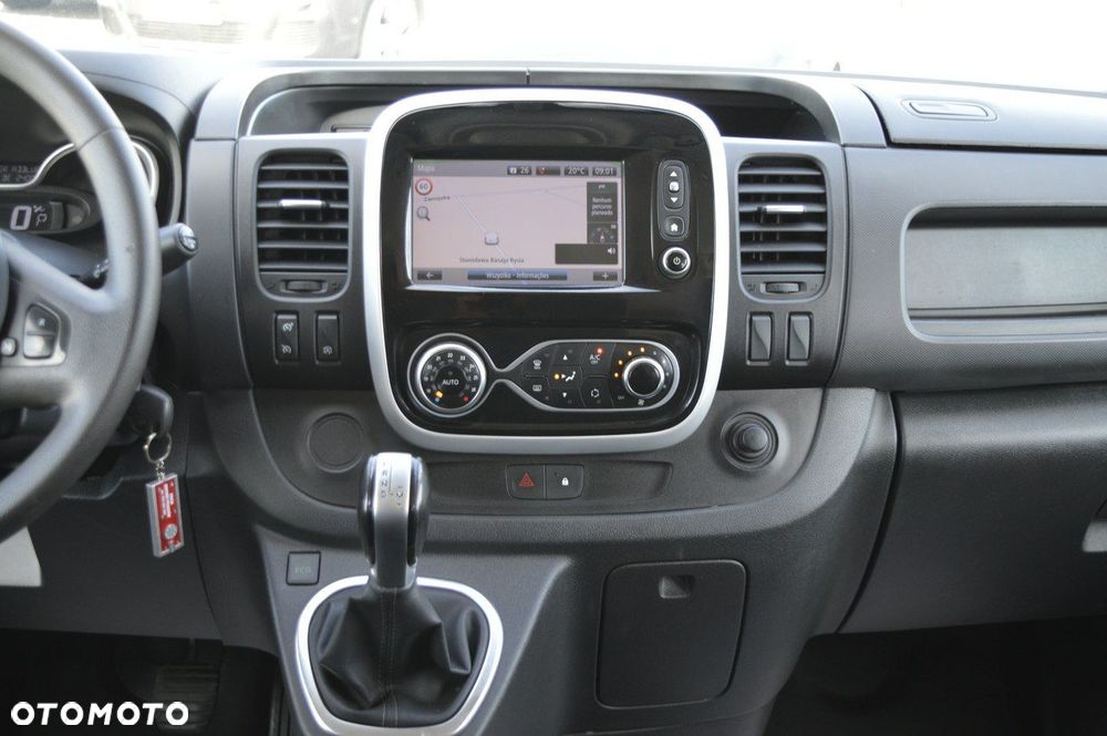 Renault Trafic - 26