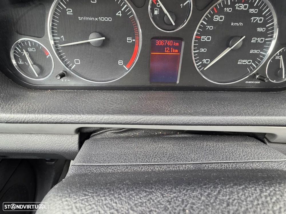 Peugeot 407 SW 2.0 HDi Executive - 13