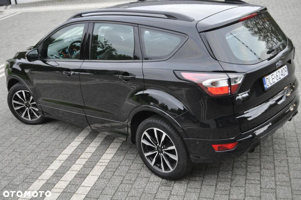 Ford Kuga 2.0 TDCi 2x4 ST-Line - 12