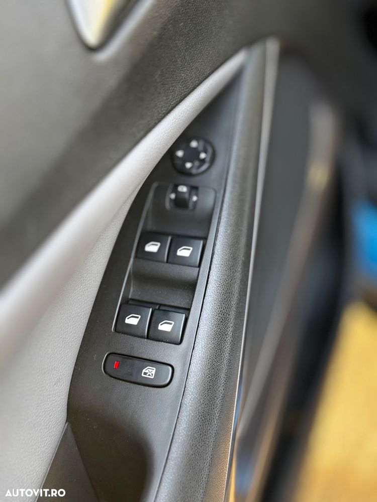 Opel Crossland 1.6 CDTI Start/Stop Innovation - 9