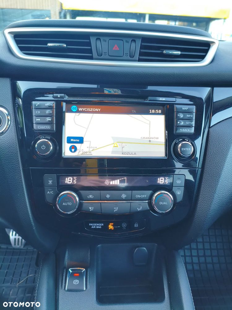 Nissan Qashqai 1.6 DCi 4x4 Black Edition EU6 - 19