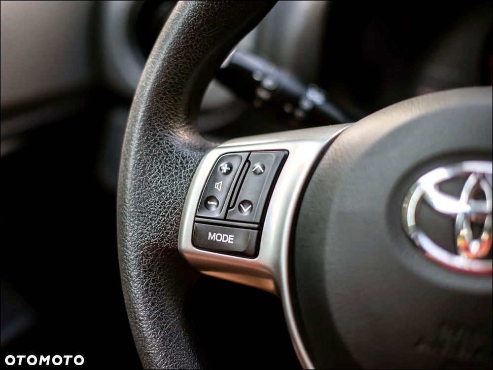 Toyota Yaris - 20