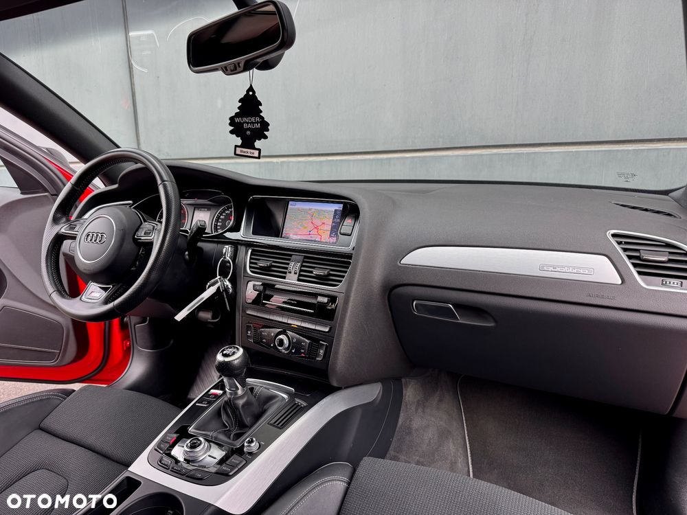 Audi A4 Avant 2.0 TDI DPF clean diesel quattro S line Sportpaket - 34