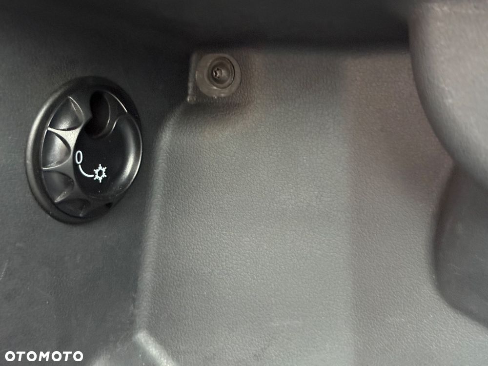Volkswagen Polo 1.4 16V Highline - 31