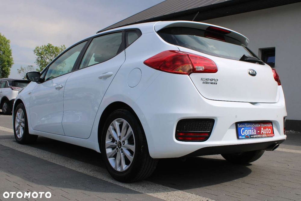 Kia Ceed - 17