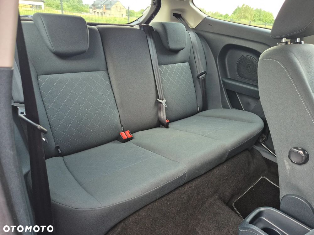 Ford Fiesta 1.25 Ghia - 9