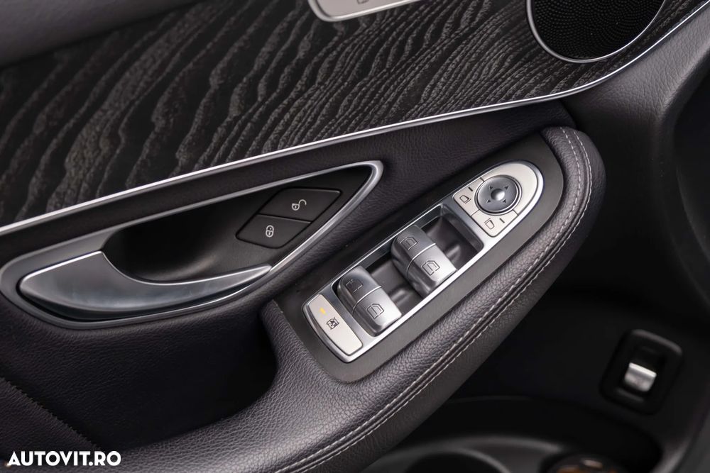 Mercedes-Benz GLC 250 d 4MATIC 9G-TRONIC AMG Line - 23