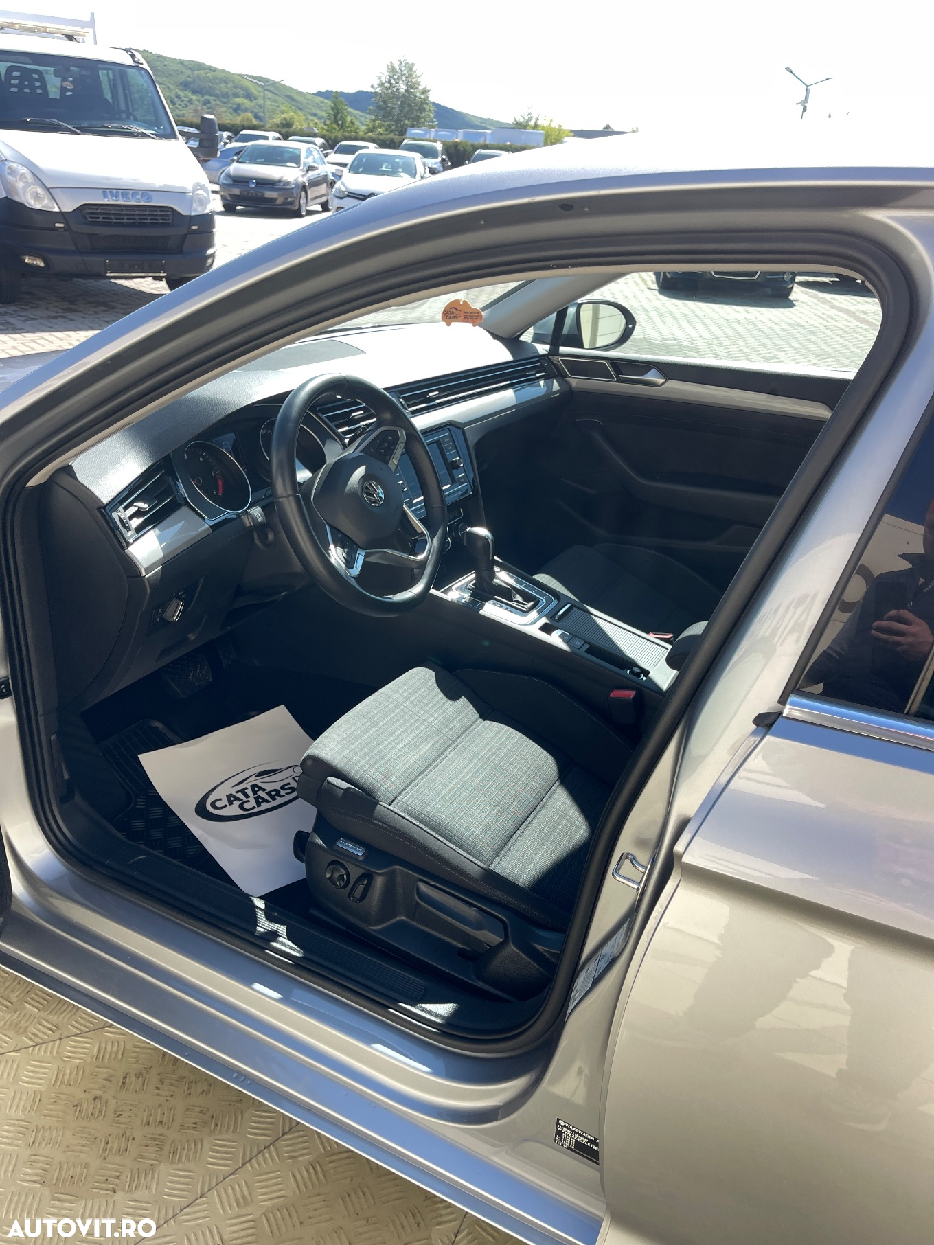 Volkswagen Passat - 29