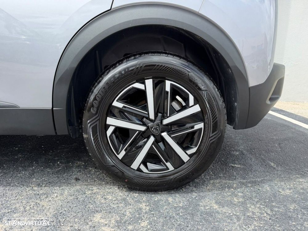 Peugeot 2008 1.2 Hybrid Style e-DCS6 - 8