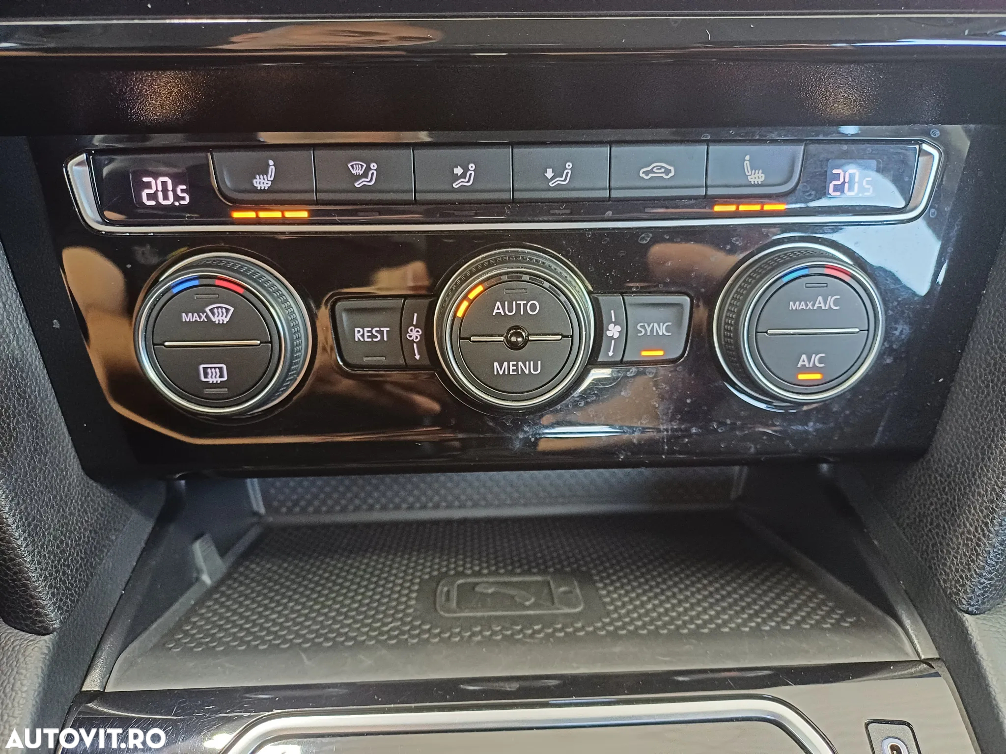 Volkswagen Passat 2.0 TDI DSG Comfortline - 16