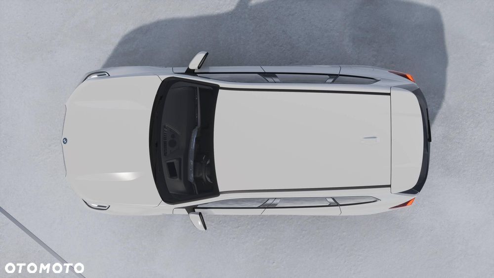 BMW iX1 eDrive20 66.5kWh M Sport - 9