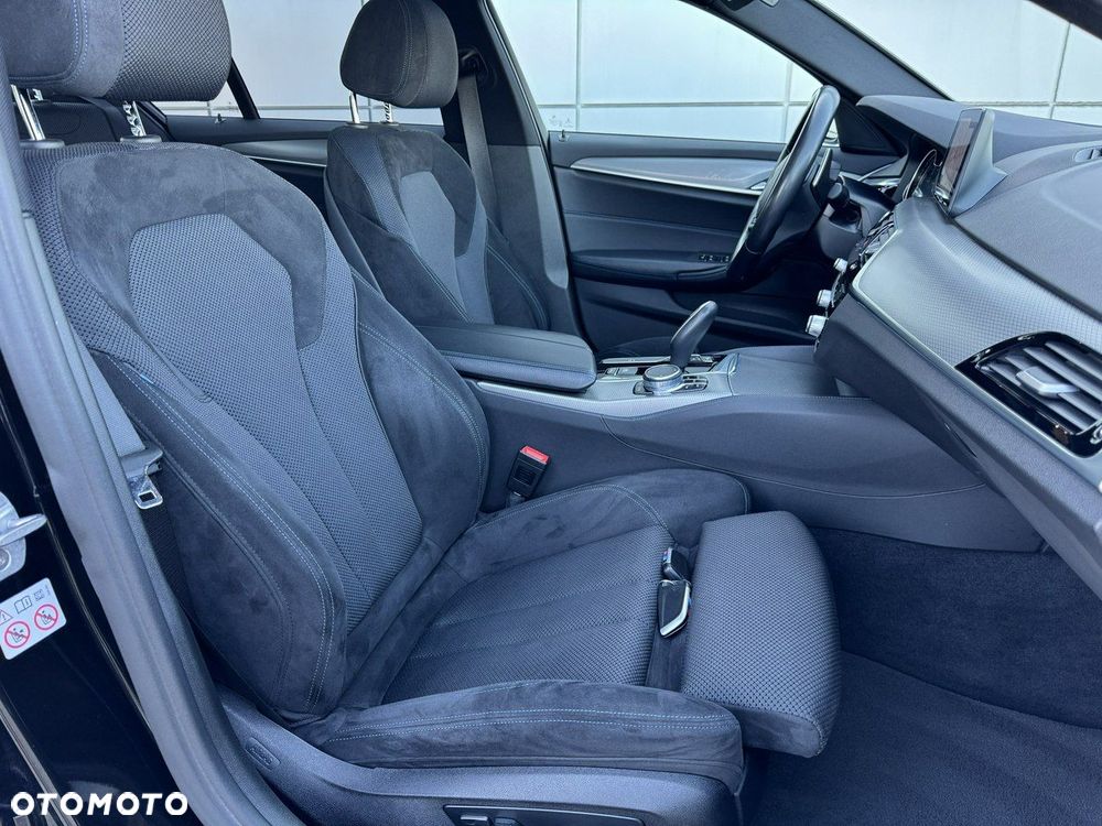 BMW Seria 5 520i M Sport sport - 17