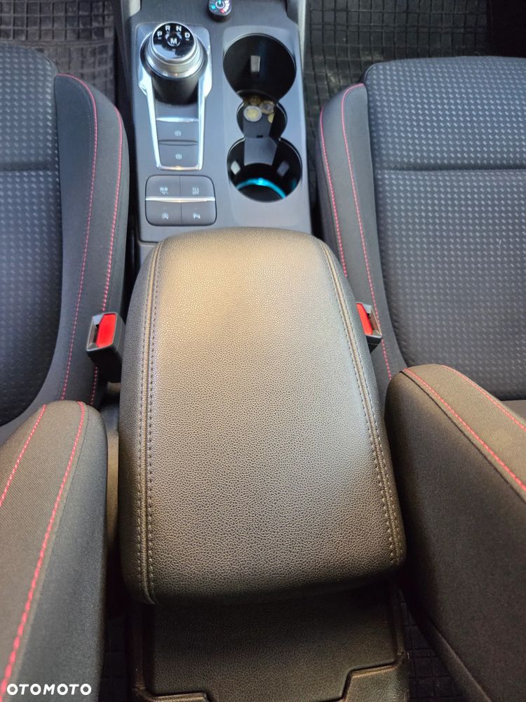 Ford Focus 1.0 EcoBoost ST-Line ASS PowerShift - 24