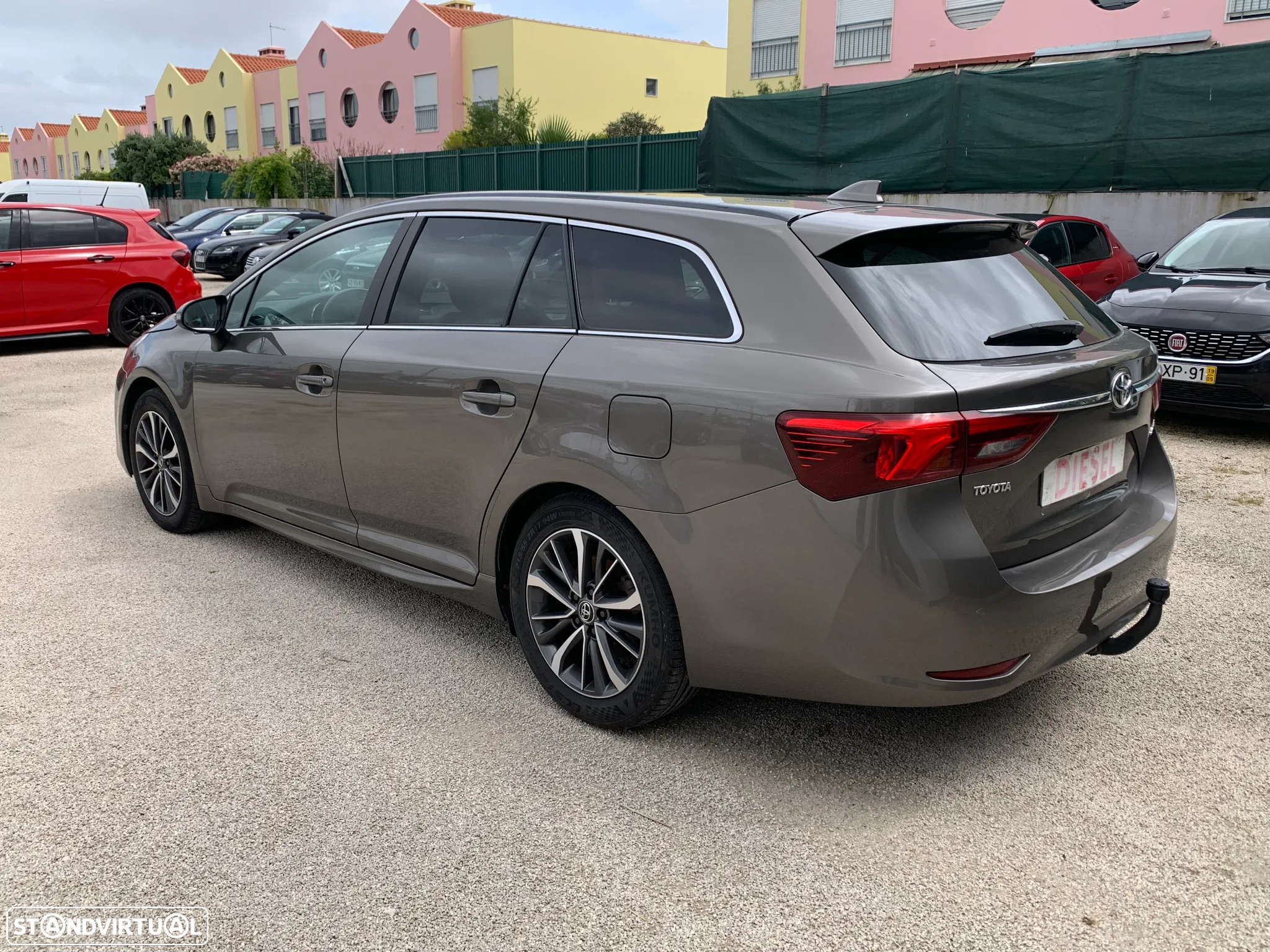 Toyota Avensis Touring Sports 2.0 D-4D Edition S+ - 10