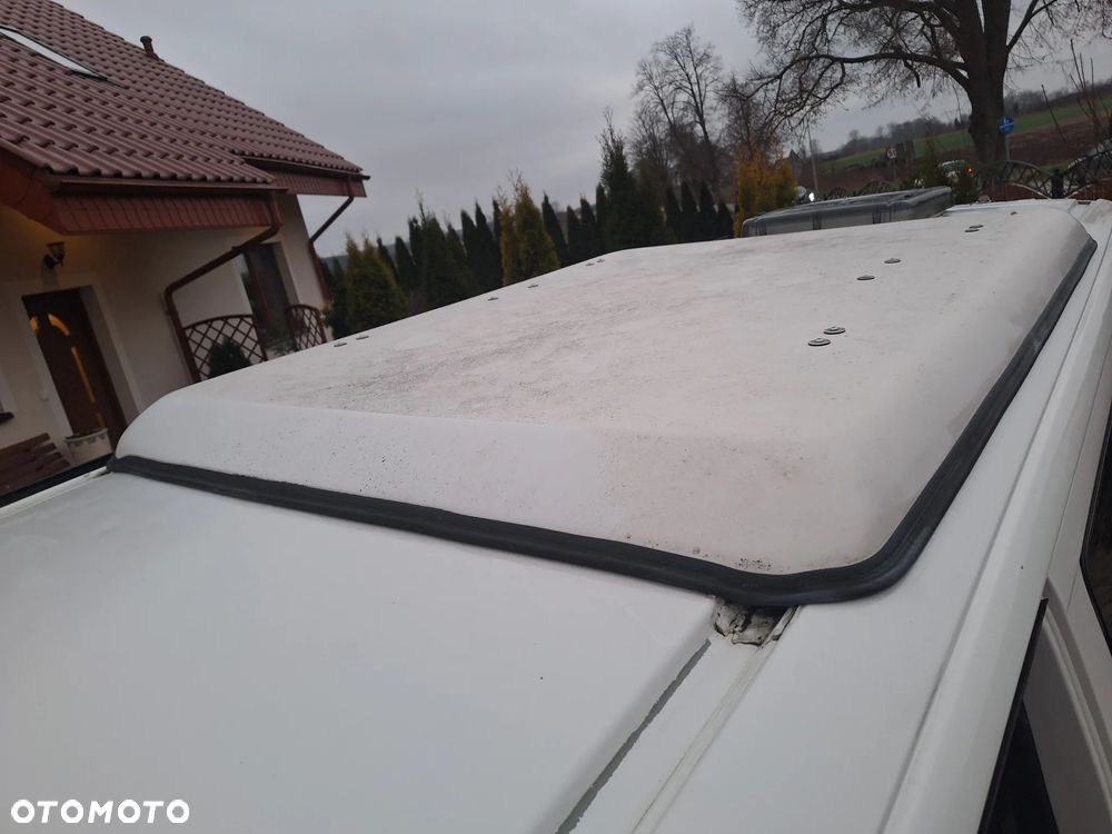 Volkswagen Transporter - 11