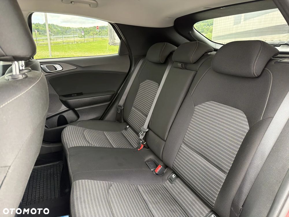 Kia XCeed 1.5 T-GDI M DCT - 17