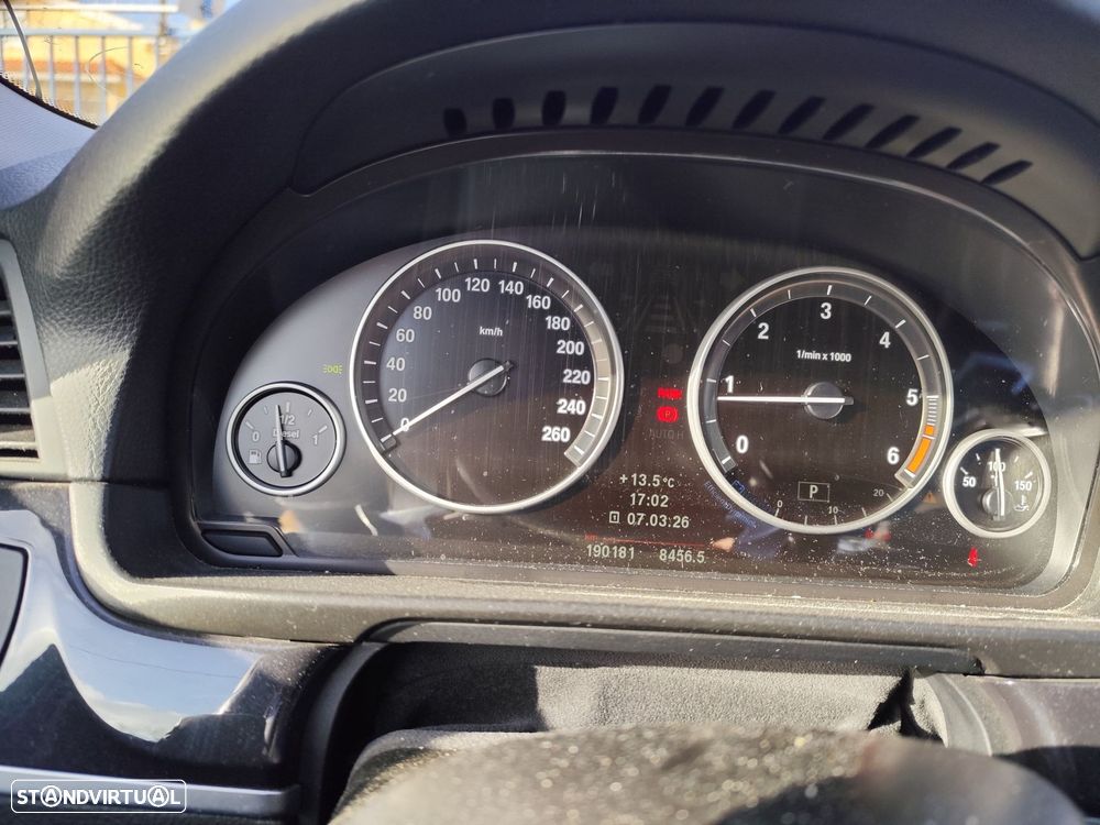 BMW 520 d Auto - 11