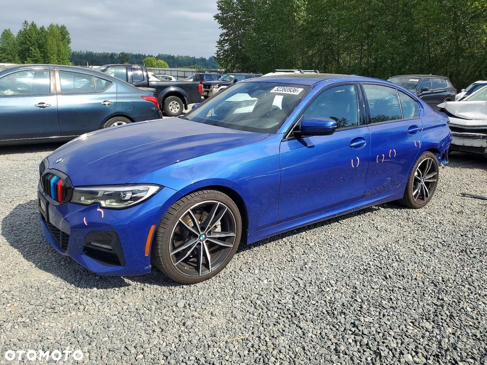 BMW Seria 3 330i xDrive M Sport - 1