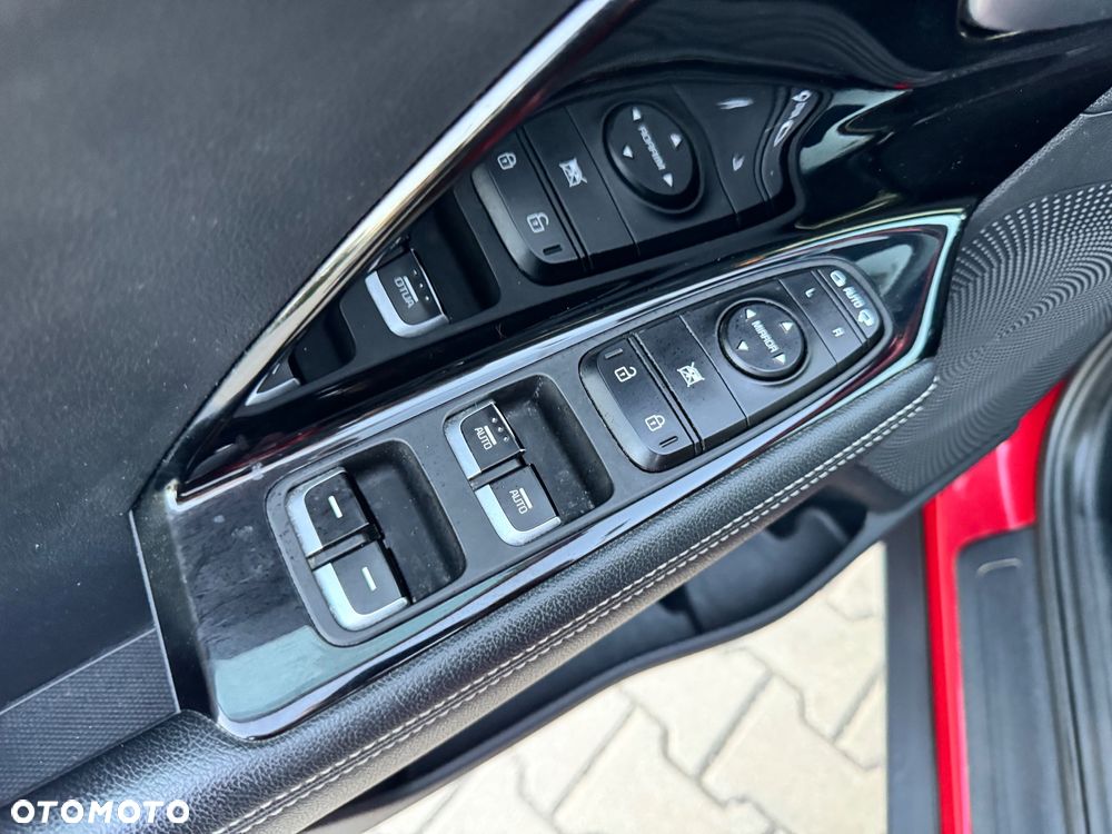 Kia Niro 1.6 GDI Hybrid L Business Line - 13