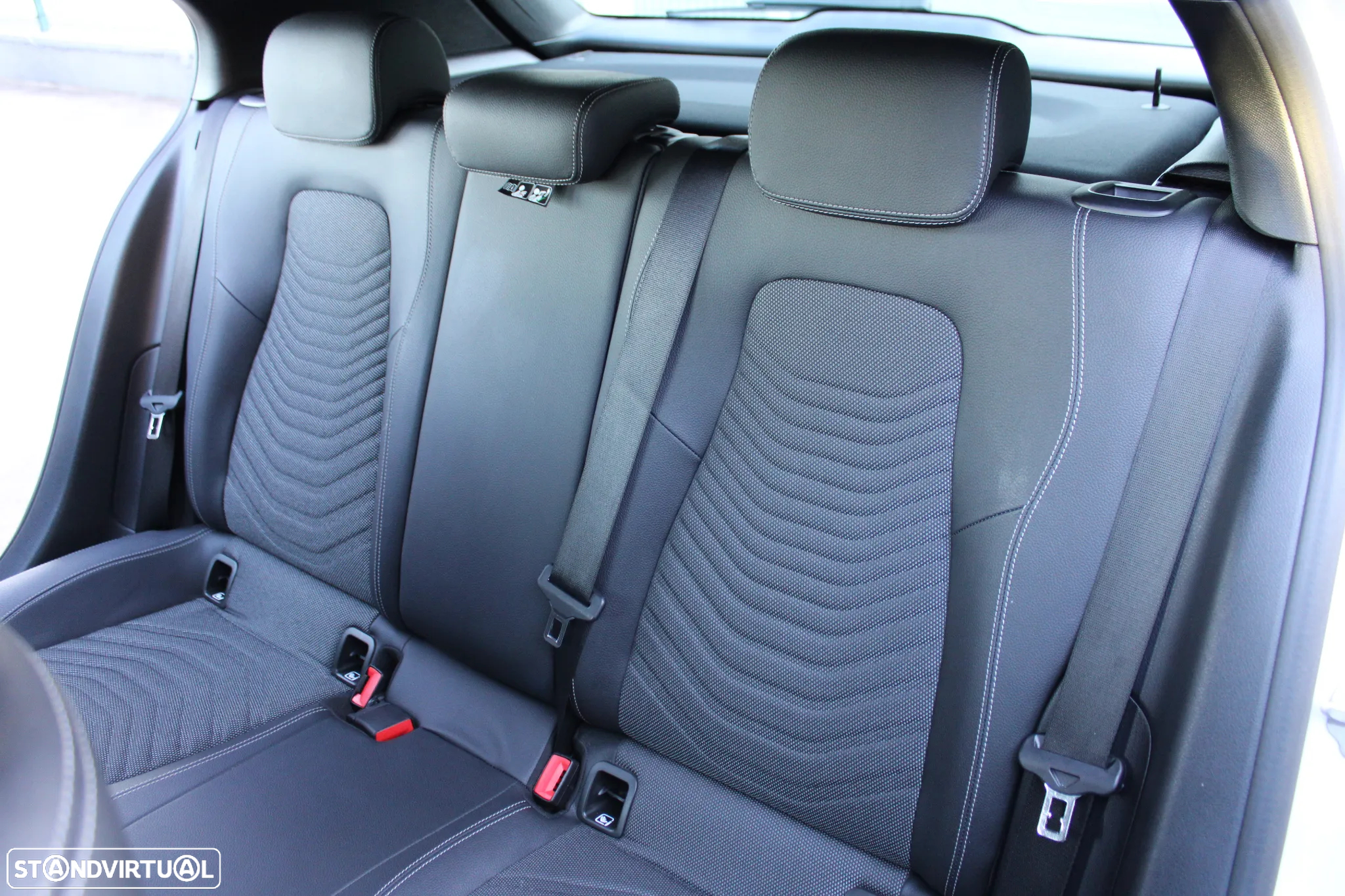Mercedes-Benz A 180 d Style Plus Aut. - 41