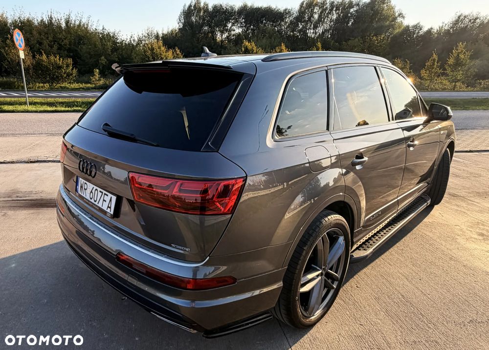 Audi Q7 - 6