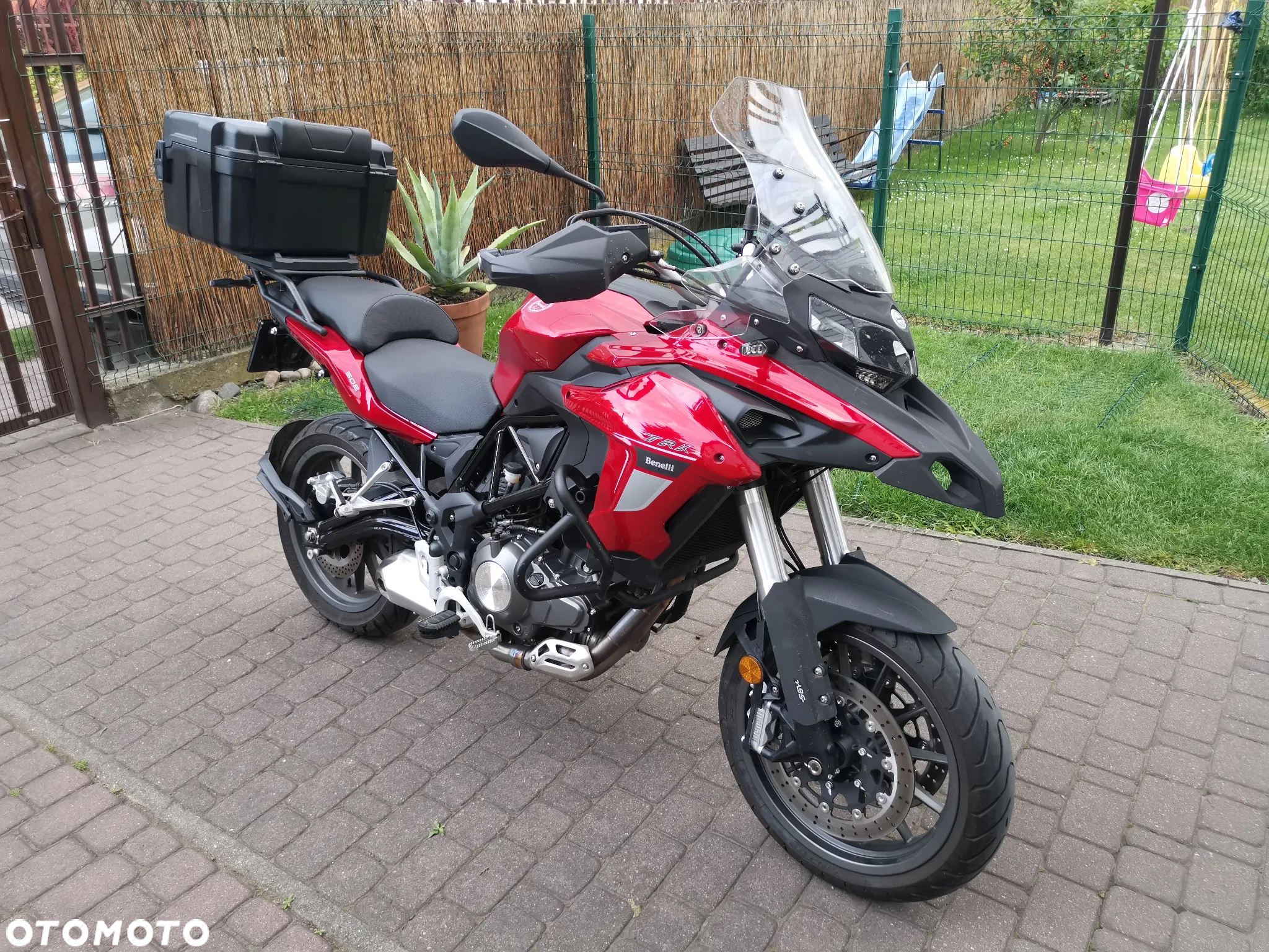 Benelli TRK 502 - 3