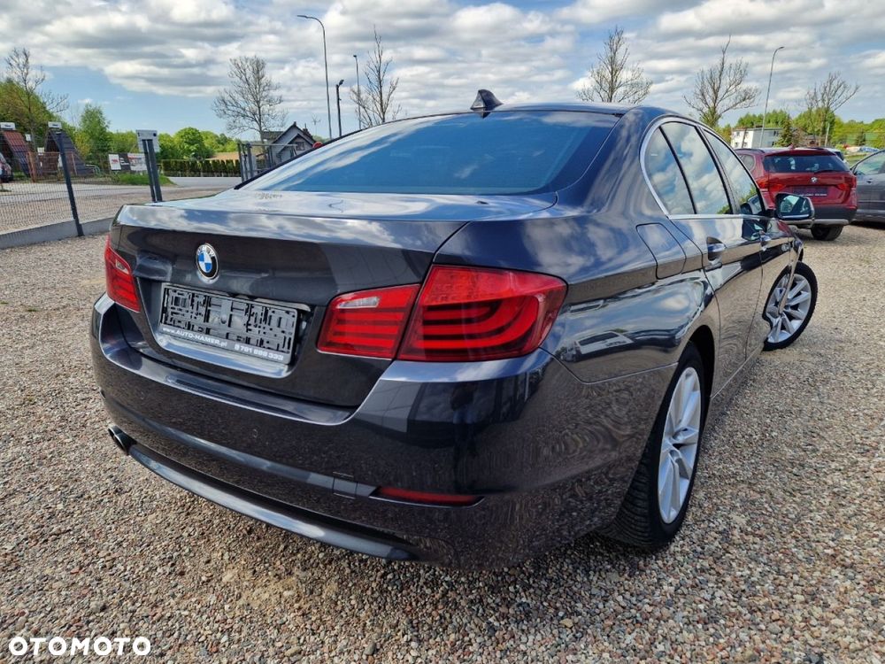 BMW Seria 5 520d Luxury Line - 32