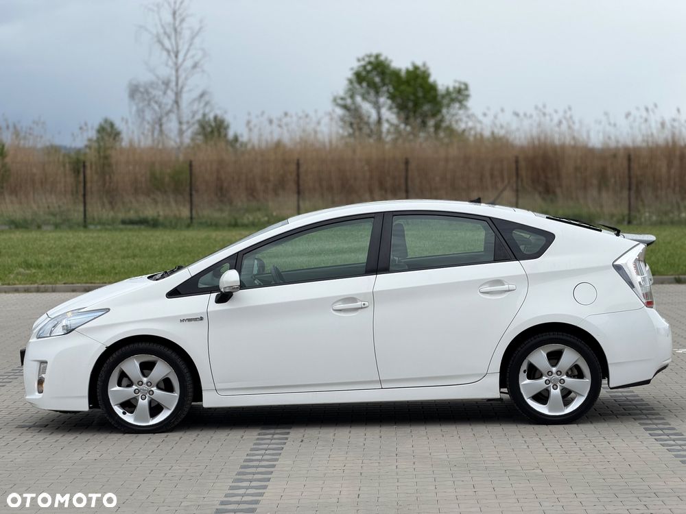 Toyota Prius - 6