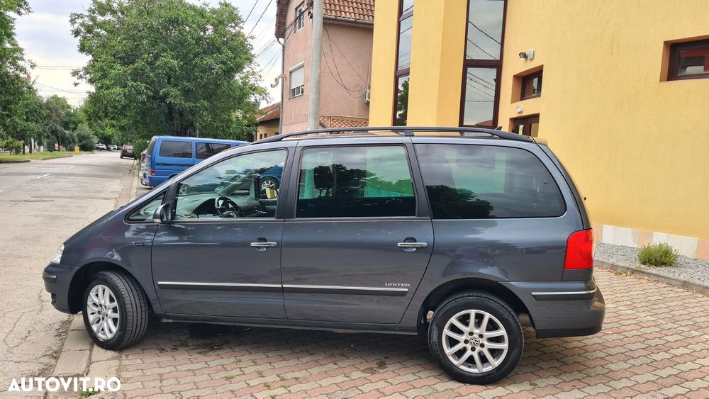 Volkswagen Sharan 1.9 TDI Automatik United - 22