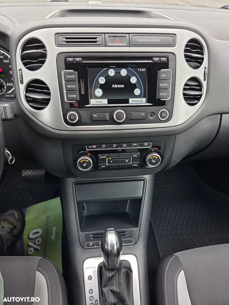 Volkswagen Tiguan 2.0 TDI DPF 4Motion BlueMotion Technology DSG Life - 11