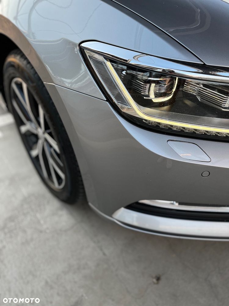 Volkswagen Passat 2.0 TDI SCR Comfortline - 17