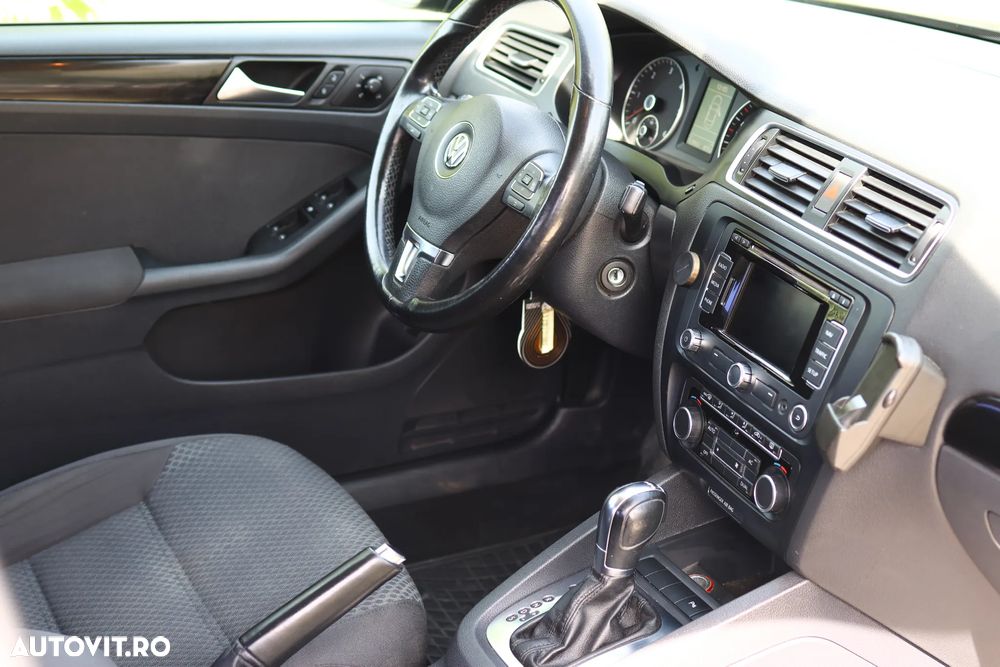 Volkswagen Jetta 2.0 TDI DPF Comfortline DSG - 18