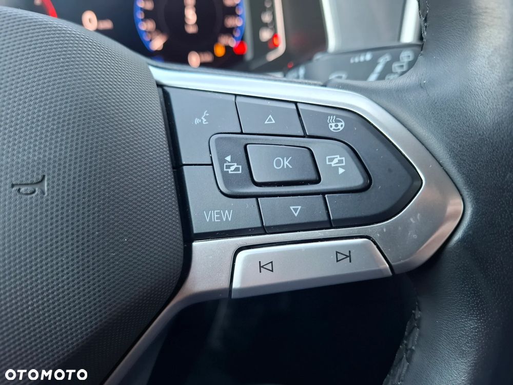 Volkswagen T-Roc 1.5 TSI Style - 21