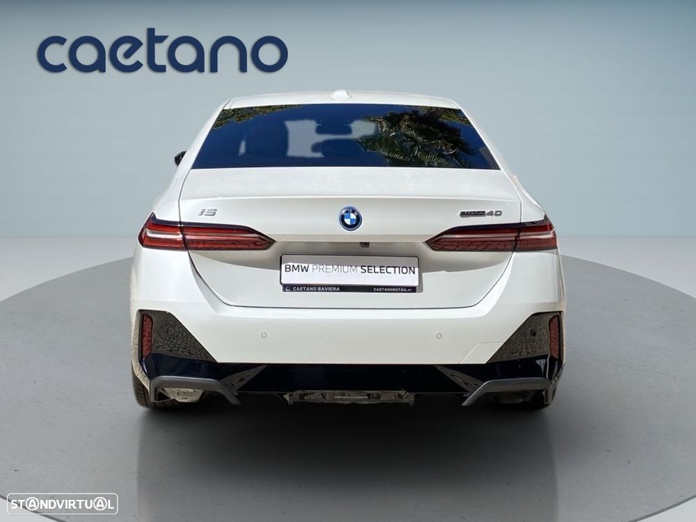 BMW i5 eDrive40 Pack Desportivo M - 17