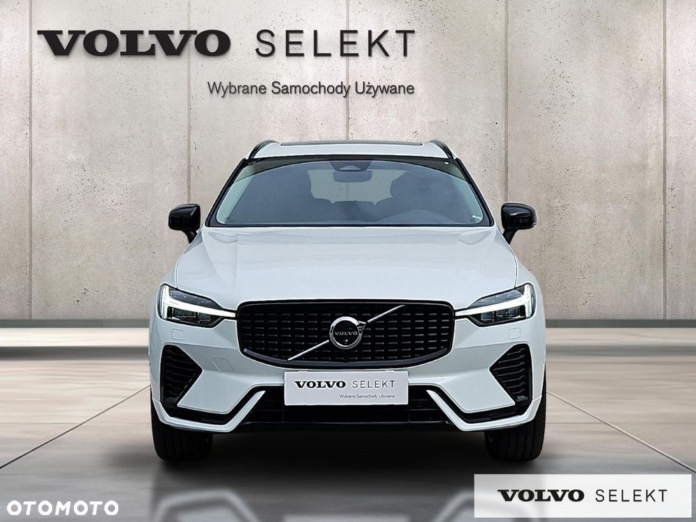 Volvo XC 60 T8 AWD Plug-in Hybrid Plus Dark - 9