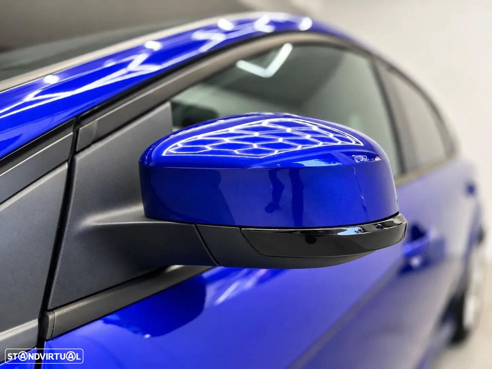 Ford Focus 2.0 EcoBoost ST c/ Pack Pele Desportiva - 12