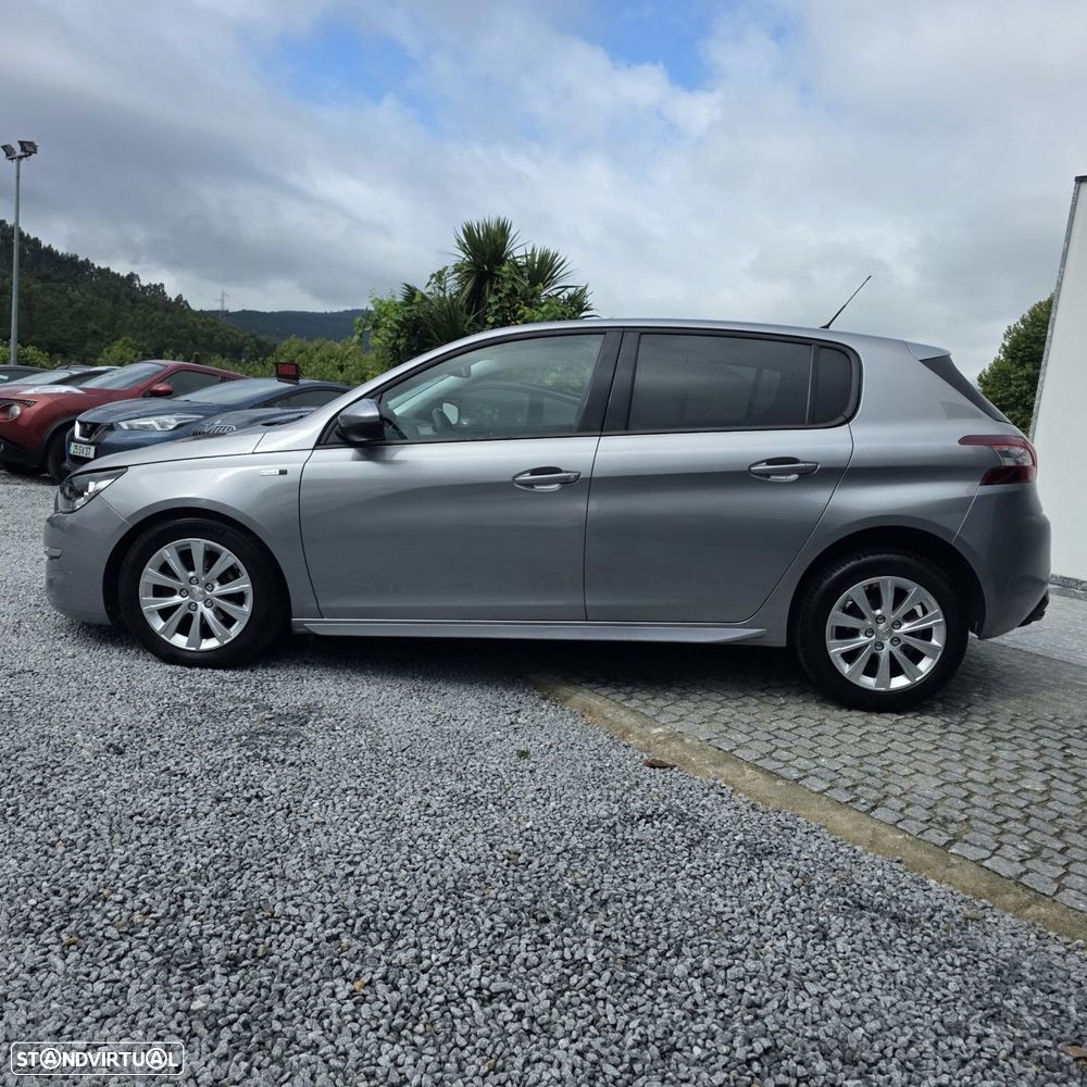 Peugeot 308 1.6 BlueHDi Style - 11