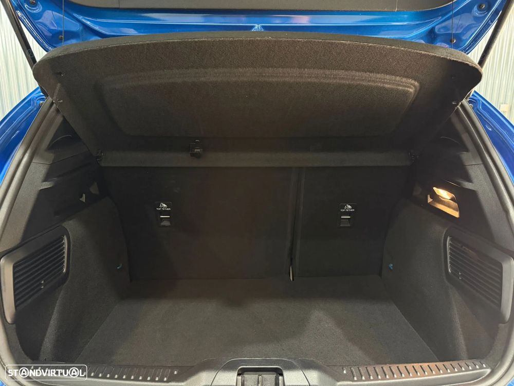 Ford Focus 1.0 EcoBoost MHEV ST-Line - 26