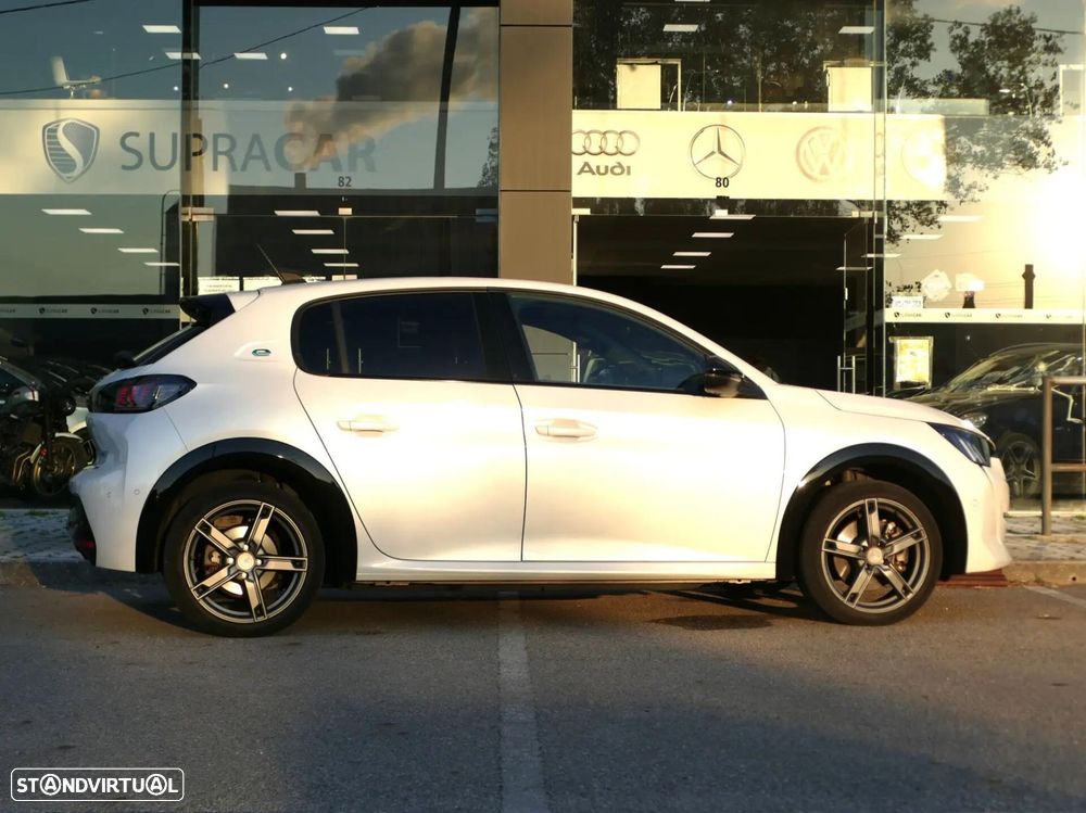 Peugeot e-208 50 kWh GT - 16