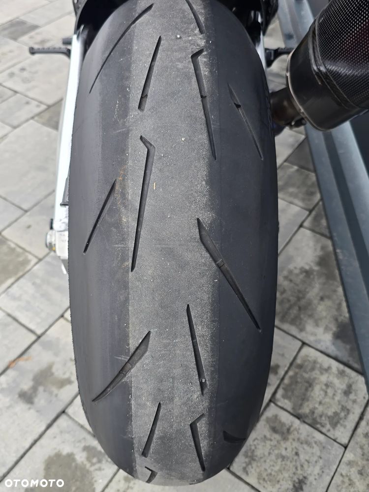 Aprilia RSV - 17