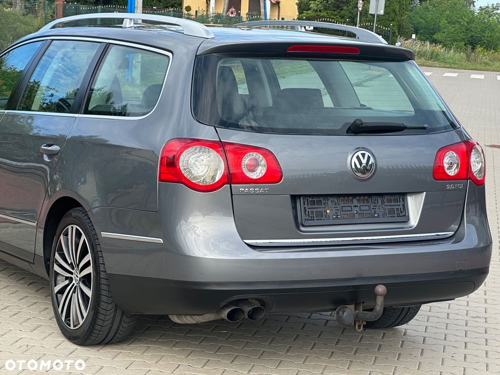 Volkswagen Passat - 16