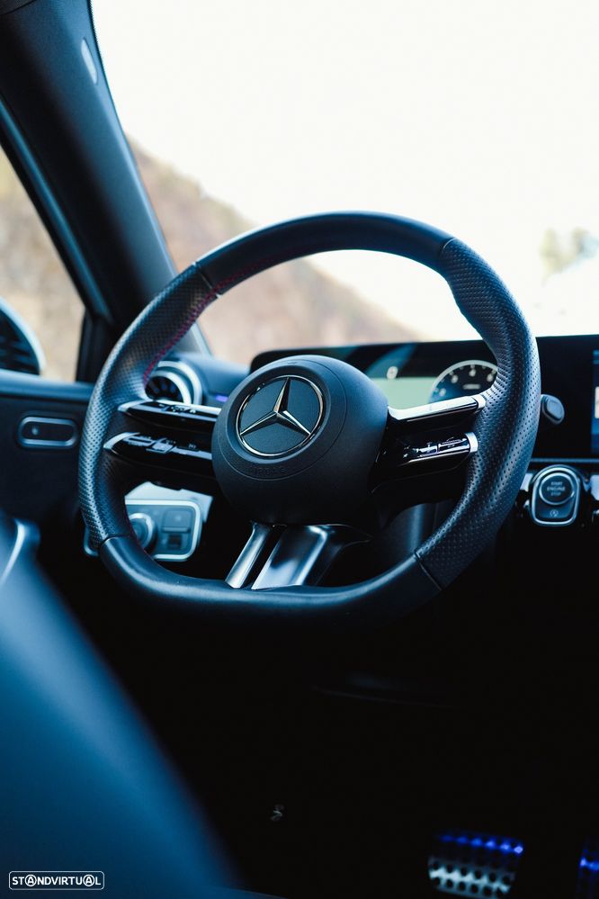 Mercedes-Benz A 180 7G-DCT AMG Line - 15
