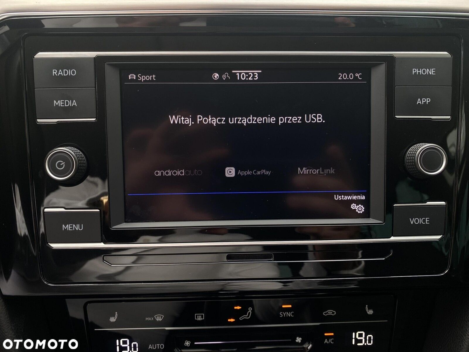 Volkswagen Passat 2.0 TSI Elegance DSG - 23