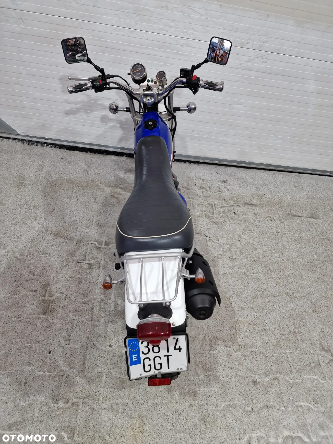 Suzuki RV - 25